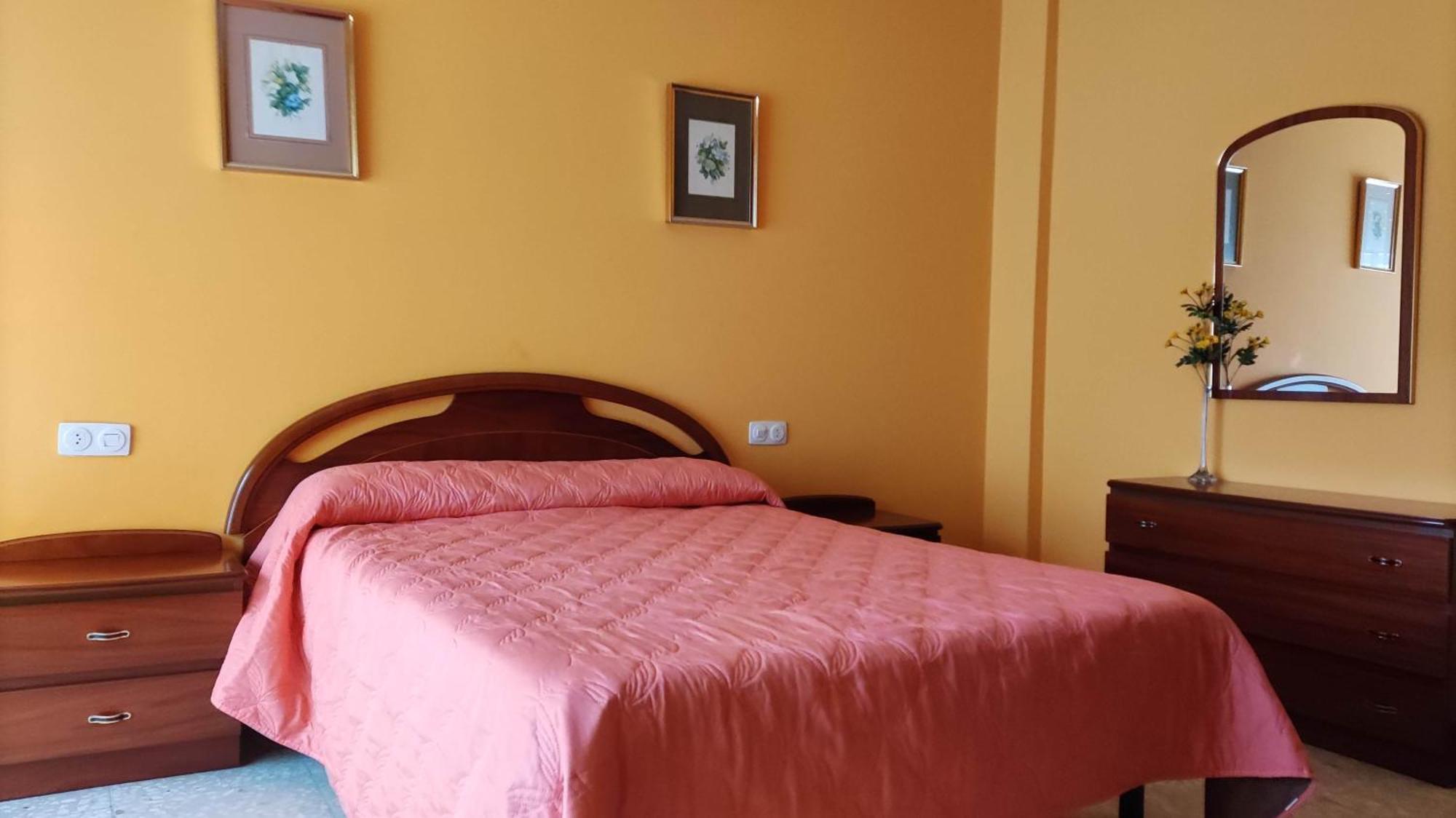 Apartmán Amplio Piso En Pontedeume Exteriér fotografie